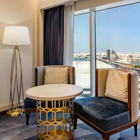 The Diplomat Radisson Blu Hotel Residence & Spa Manama Exterior photo