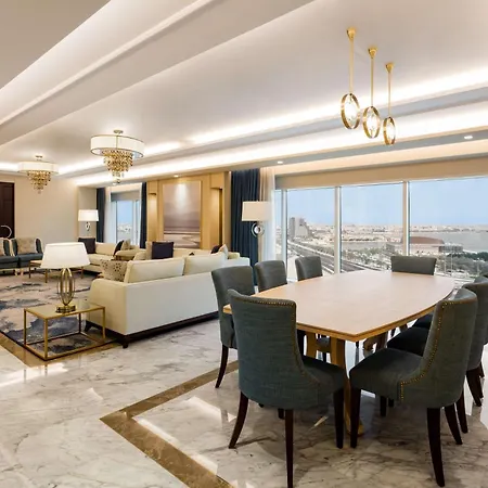 The Diplomat Radisson Blu Hotel Residence & Spa Manama Exterior photo
