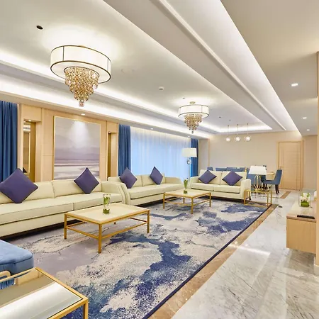 The Diplomat Radisson Blu Hotel Residence & Spa Manama Exterior photo