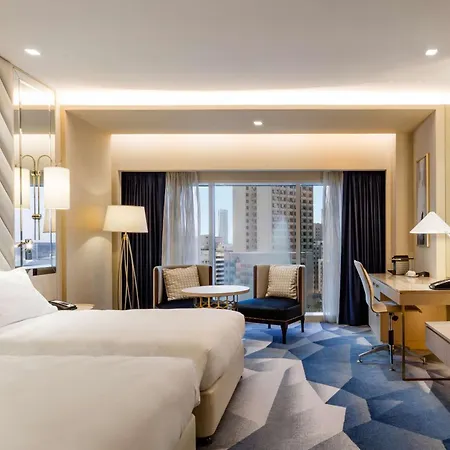 The Diplomat Radisson Blu Hotel Residence & Spa Manama Exterior photo