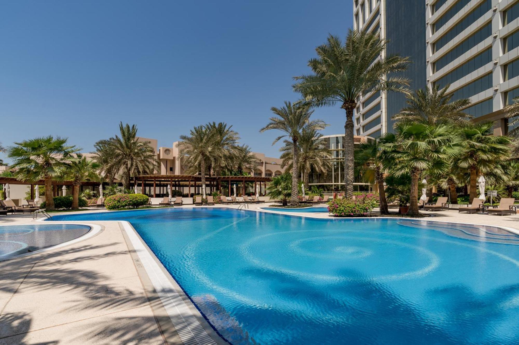 The Diplomat Radisson Blu & 5* Manama