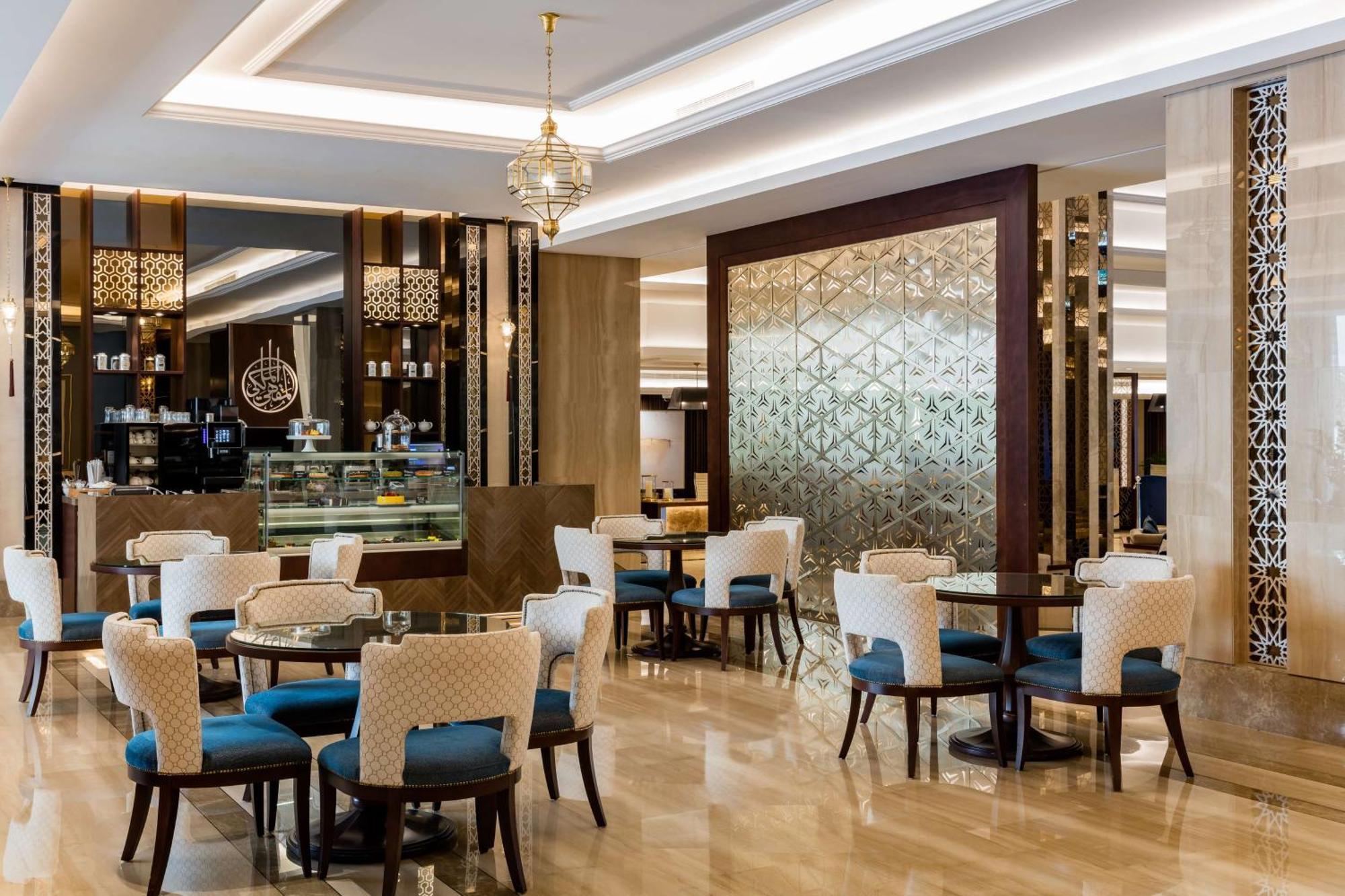 The Diplomat Radisson Blu &