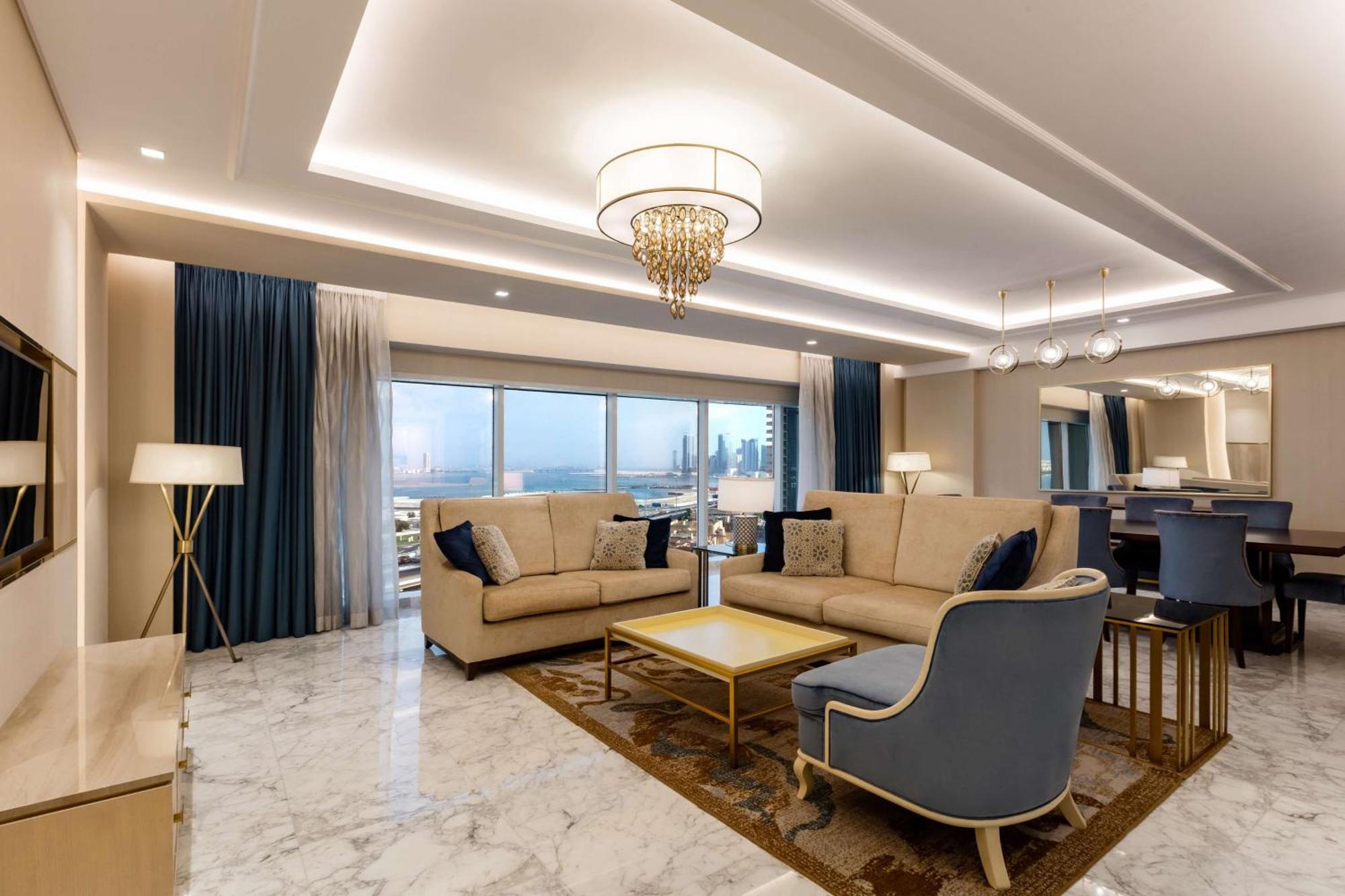 The Diplomat Radisson Blu &